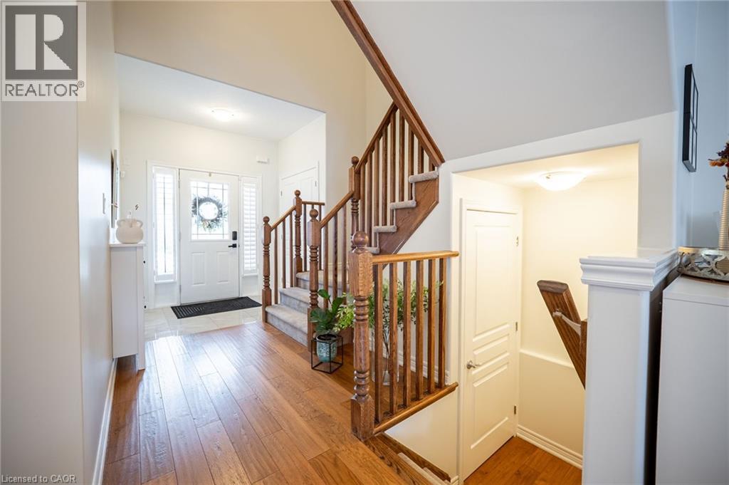 195 Pumpkin Pass, Hamilton, Ontario  L0R 1C0 - Photo 4 - 40822657