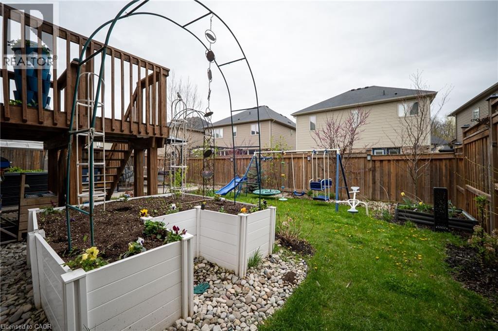 195 Pumpkin Pass, Hamilton, Ontario  L0R 1C0 - Photo 44 - 40822657