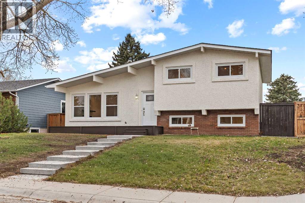 212 Queen Anne Road Se, Calgary, Alberta  T2J 4S7 - Photo 3 - A2304271