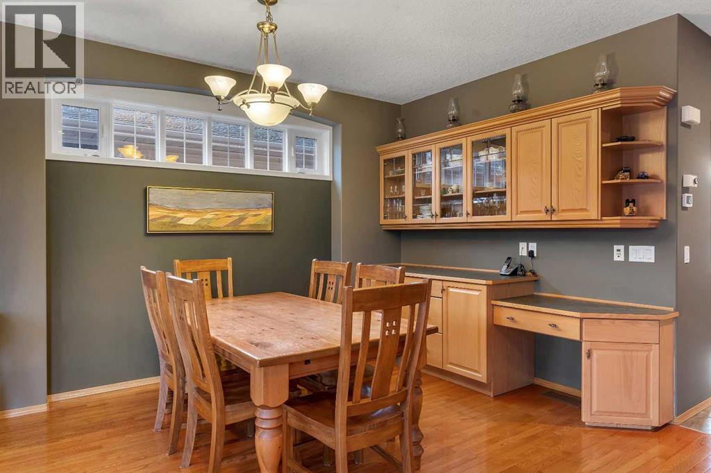 15 Rosery Drive Nw, Calgary, Alberta  T2K 1L4 - Photo 14 - A2305362