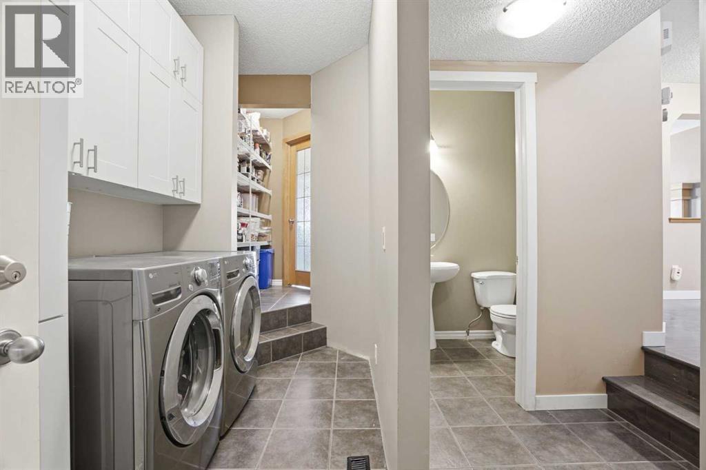 202 New Brighton Manor Se, Calgary, Alberta  T2Z 4J4 - Photo 18 - A2306864