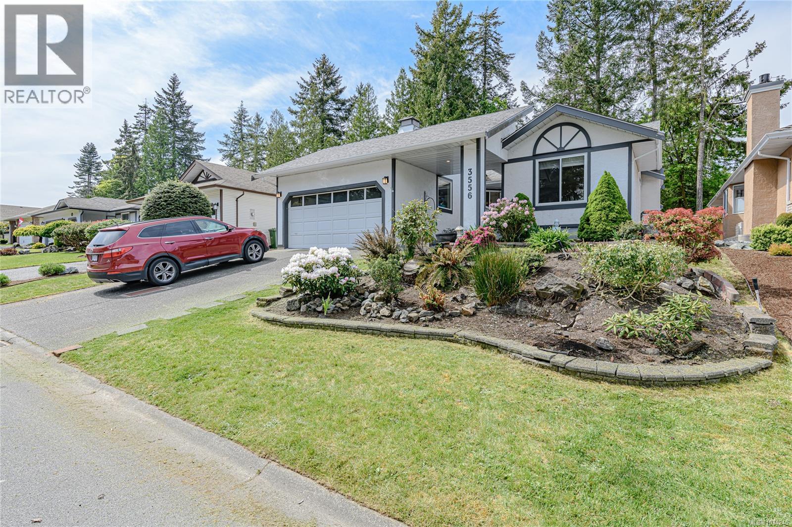 3556 Arbutus Dr S, Cobble Hill