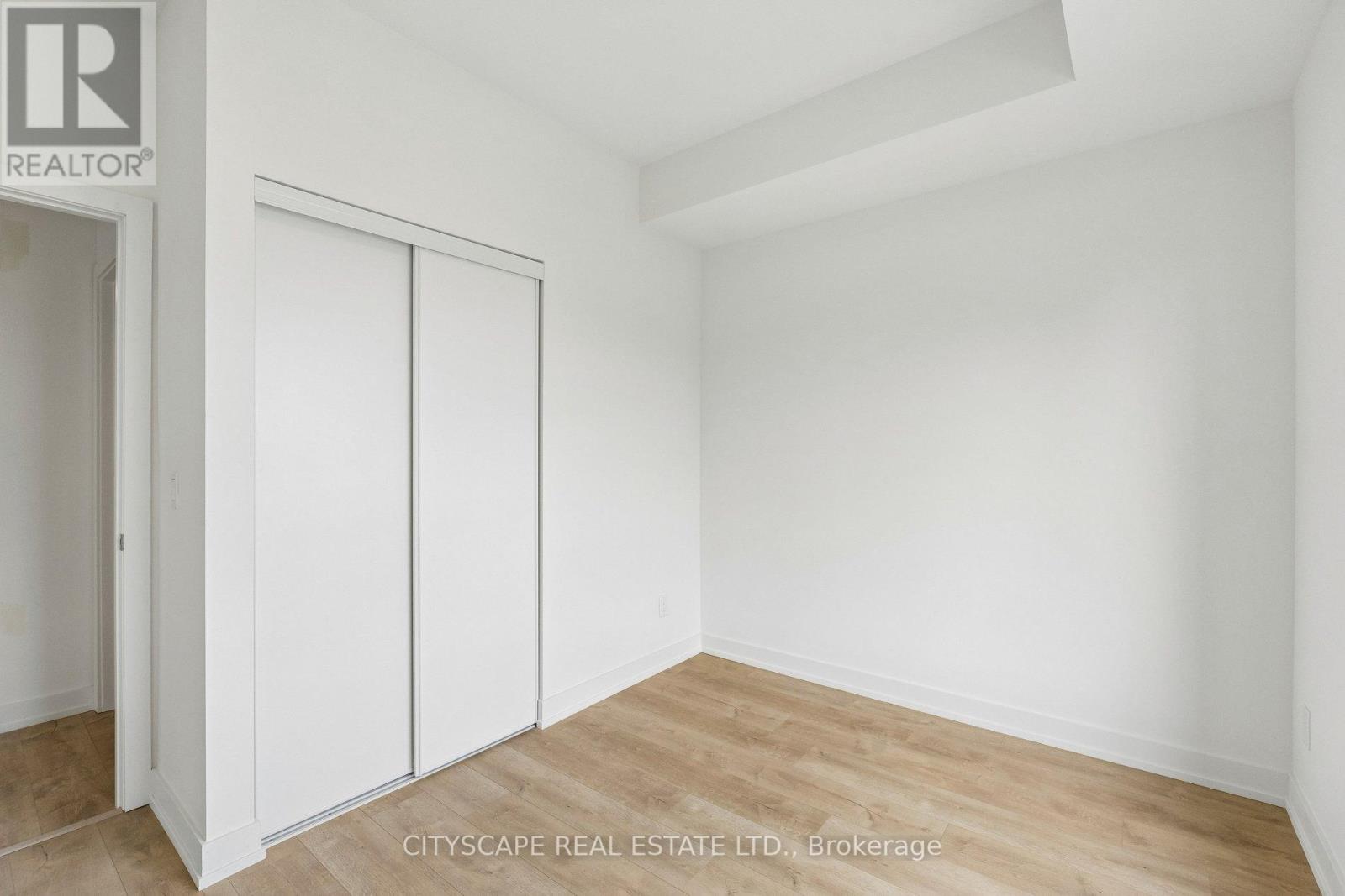 201b - 16 Melbourne Avenue, St. Catharines, Ontario  L2P 0G5 - Photo 18 - X12946924