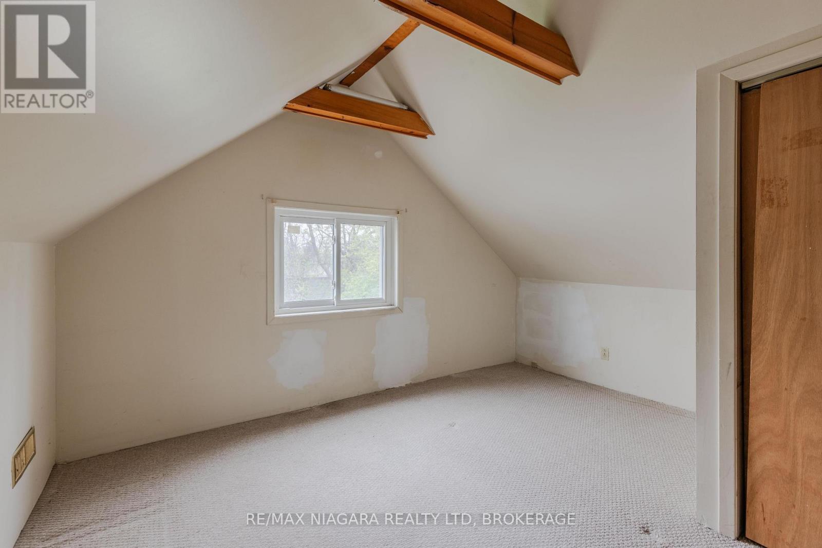 6407 Frederica Street, Niagara Falls, Ontario  L2G 1C5 - Photo 11 - X13077710