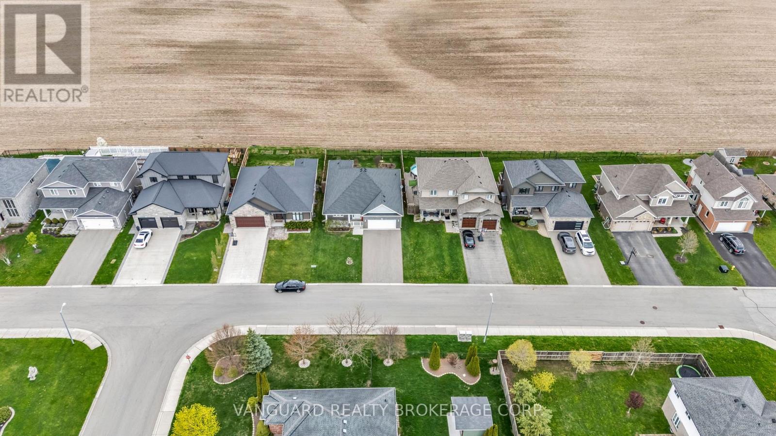 18 Crocus Avenue, Tillsonburg, Ontario  N4G 5S9 - Photo 47 - X13071190