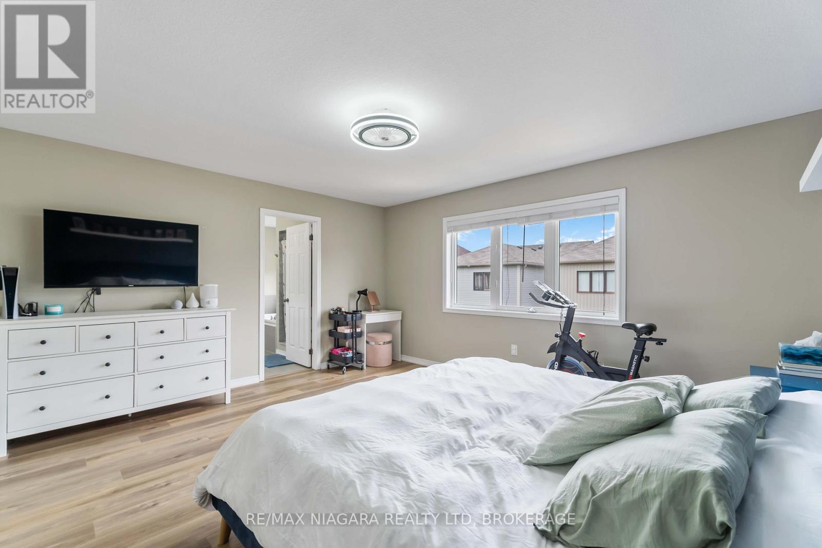 8145 Blue Ash Lane, Niagara Falls, Ontario  L2H 0N8 - Photo 13 - X13077888