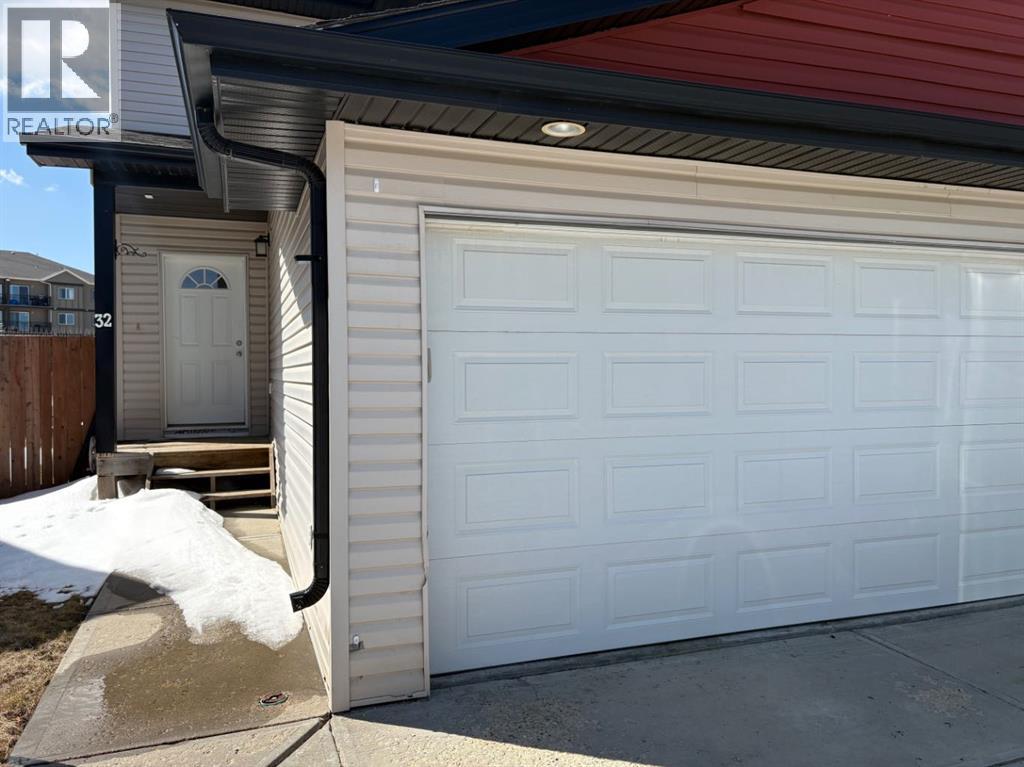 32, 6802 50 Avenue, Camrose, Alberta