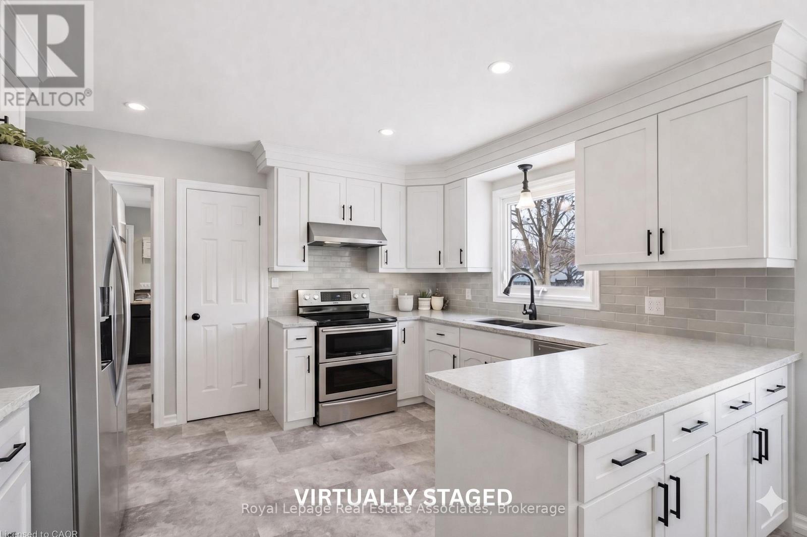 1 Meander Close, Hamilton, Ontario  L0R 1H1 - Photo 15 - X13062066