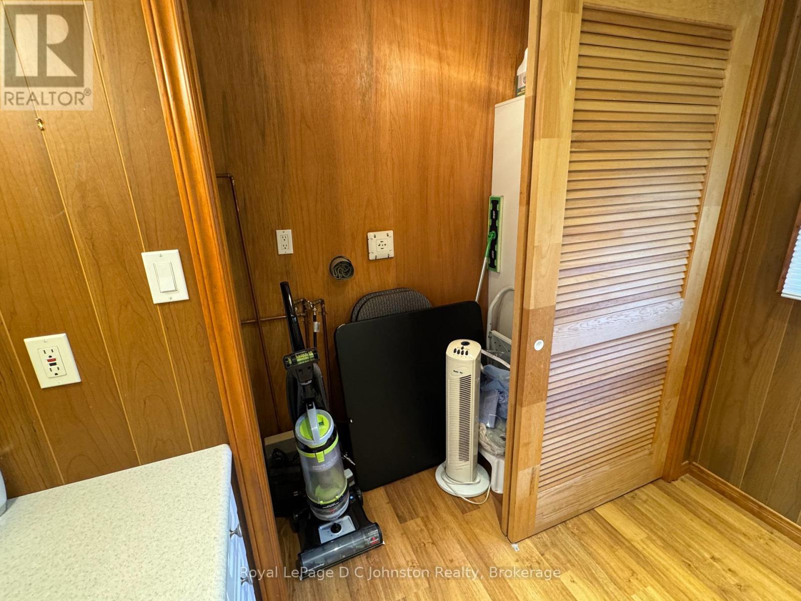 251 Bruce 13 Road, Native Leased Lands, Ontario  N0H 2L0 - Photo 18 - X13048434