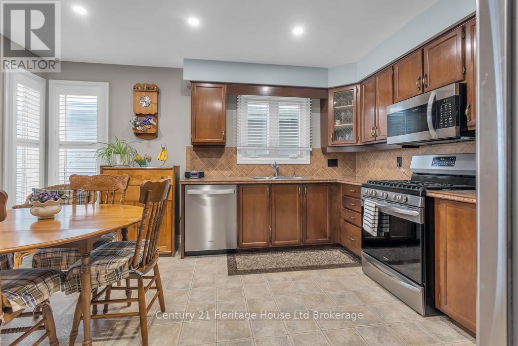 57 Edwin Crescent, Tillsonburg, Ontario  N4G 5H6 - Photo 10 - X13078100