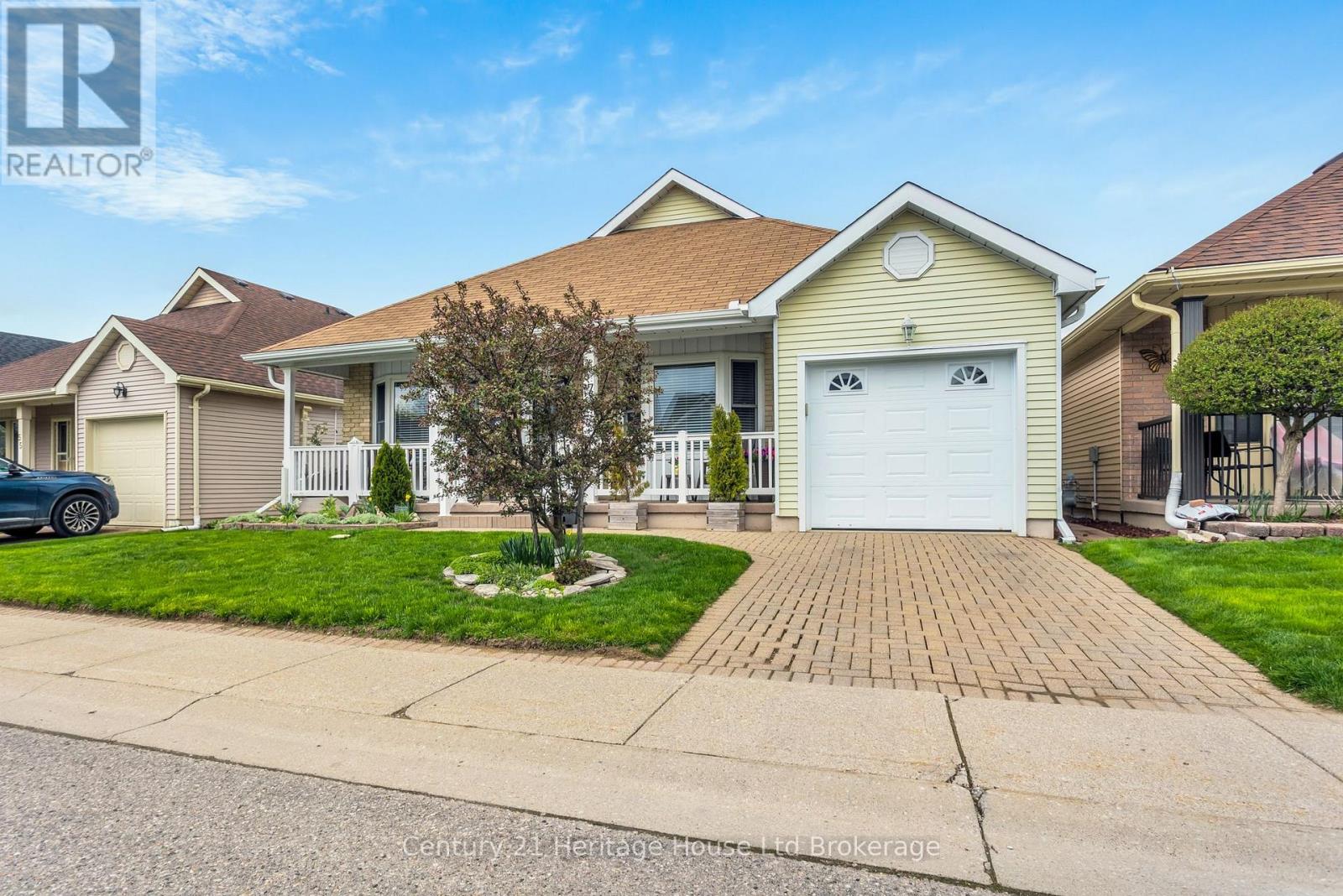 57 Edwin Crescent, Tillsonburg, Ontario  N4G 5H6 - Photo 4 - X13078100