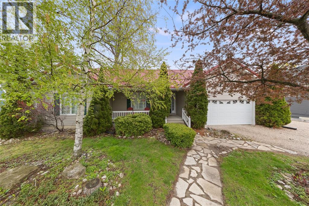 1970 ORCHARD AVENUE, Sarnia, Ontario