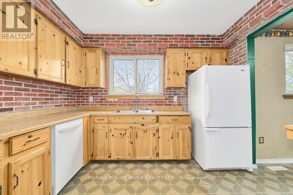 208 Annes Street, Whitby, Ontario  L1N 5K1 - Photo 29 - E13077928