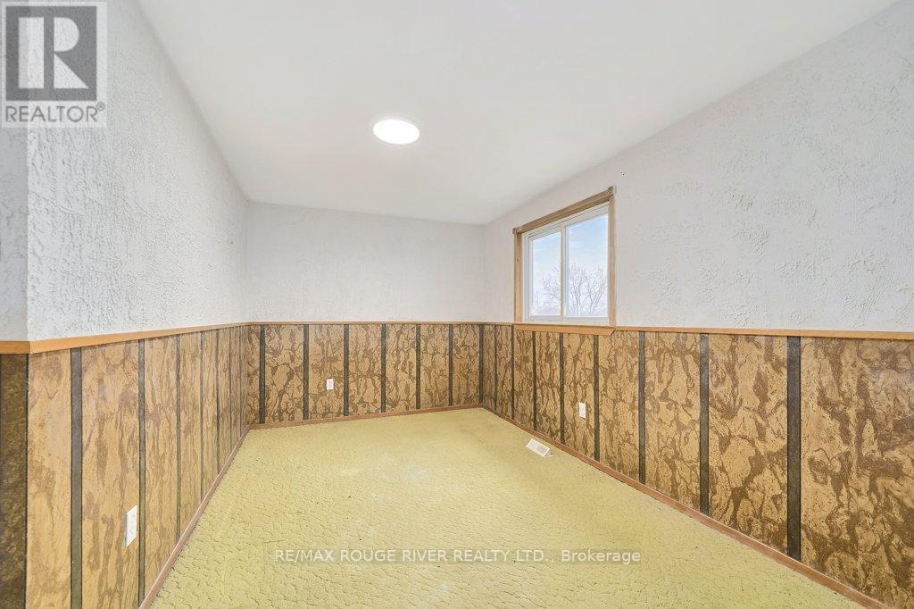 208 Annes Street, Whitby, Ontario  L1N 5K1 - Photo 35 - E13077928