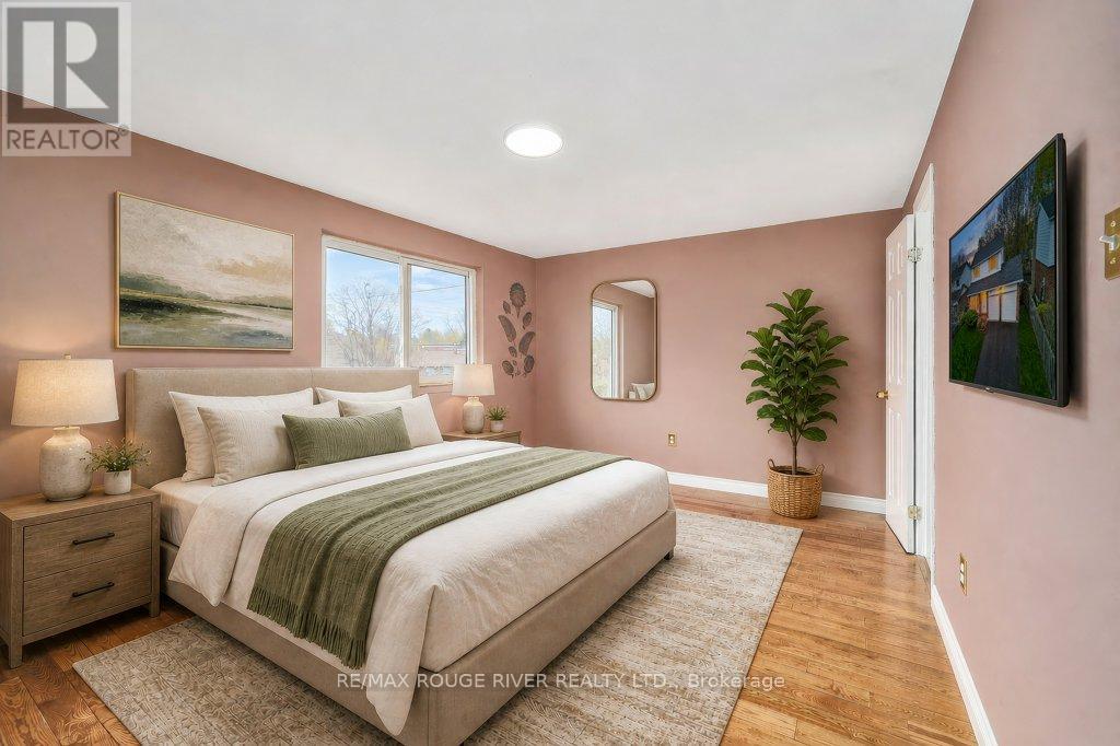 208 Annes Street, Whitby, Ontario  L1N 5K1 - Photo 40 - E13077928