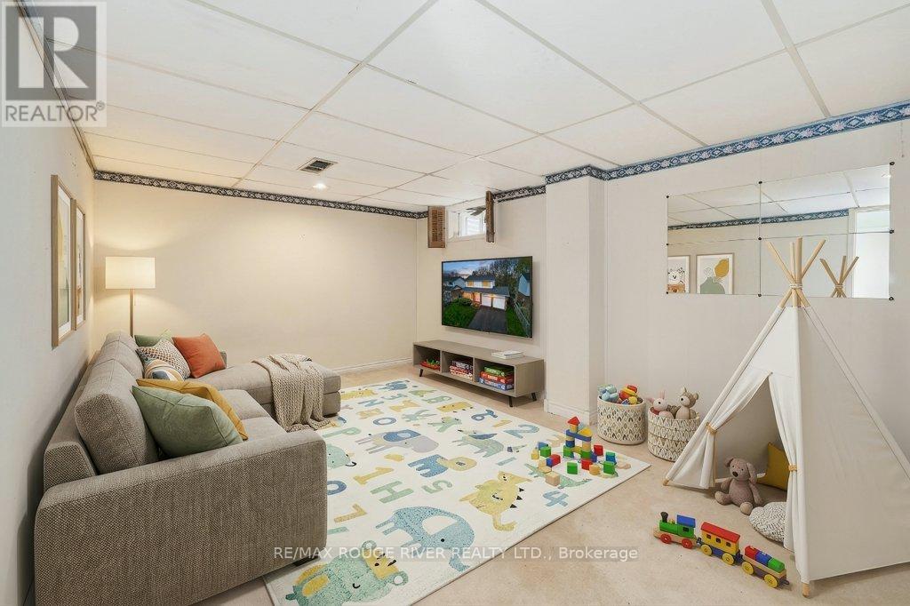 208 Annes Street, Whitby, Ontario  L1N 5K1 - Photo 43 - E13077928