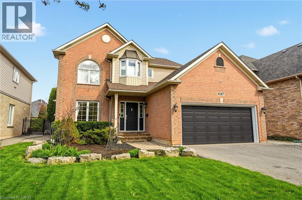 4287 CHASEWOOD Court, Burlington, Ontario