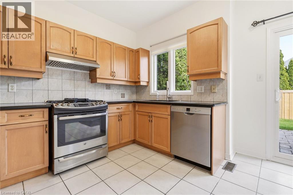 4287 Chasewood Court, Burlington, Ontario  L7M 4P8 - Photo 13 - 40826264