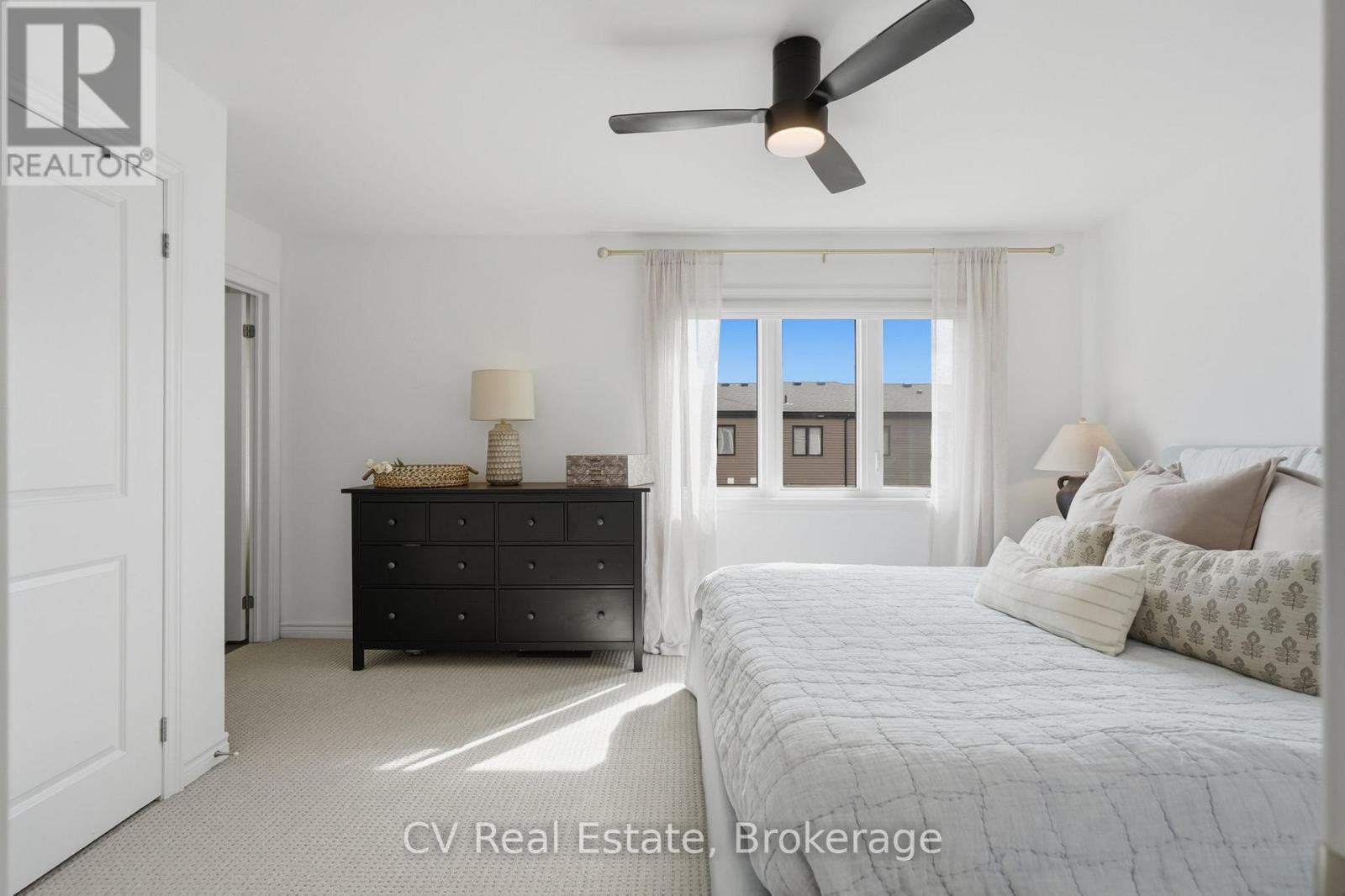57 Harvest Crescent, Barrie, Ontario  L9J 0T5 - Photo 29 - S13078074