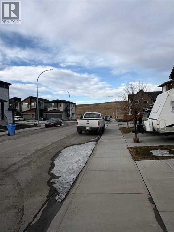 17 Walgrove Manor SE, Calgary, Alberta  T2X 4C8 - Photo 4 - A2285390