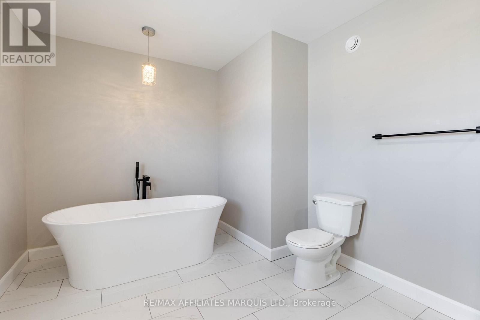6836 James Crescent, South Glengarry, Ontario  K0C 2E0 - Photo 35 - X13077834