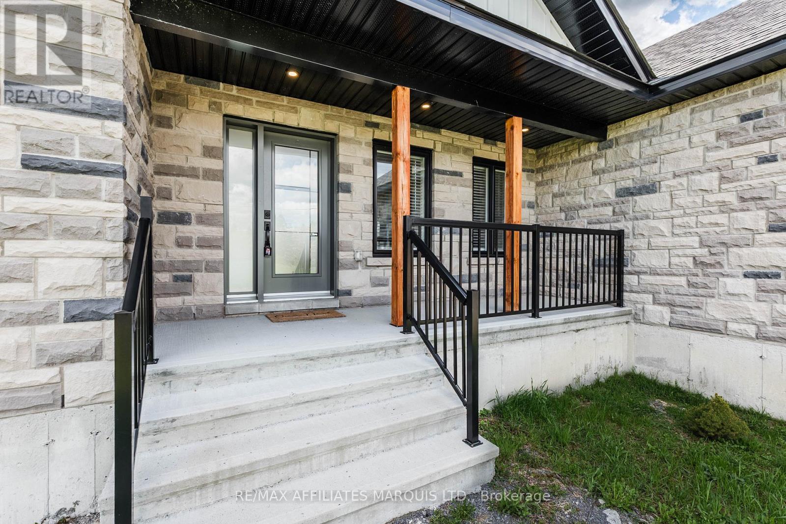 6836 James Crescent, South Glengarry, Ontario  K0C 2E0 - Photo 4 - X13077834
