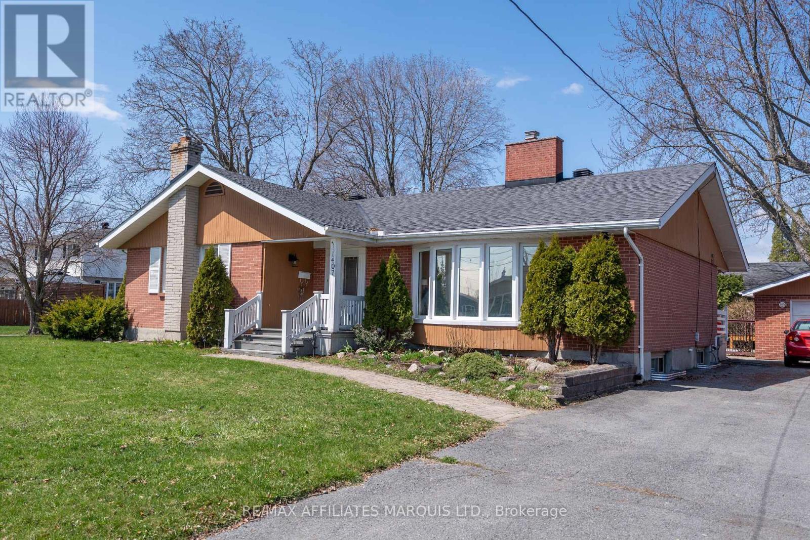 1407 Boyd Street S, Cornwall, Ontario  K6J 1X2 - Photo 2 - X13077898