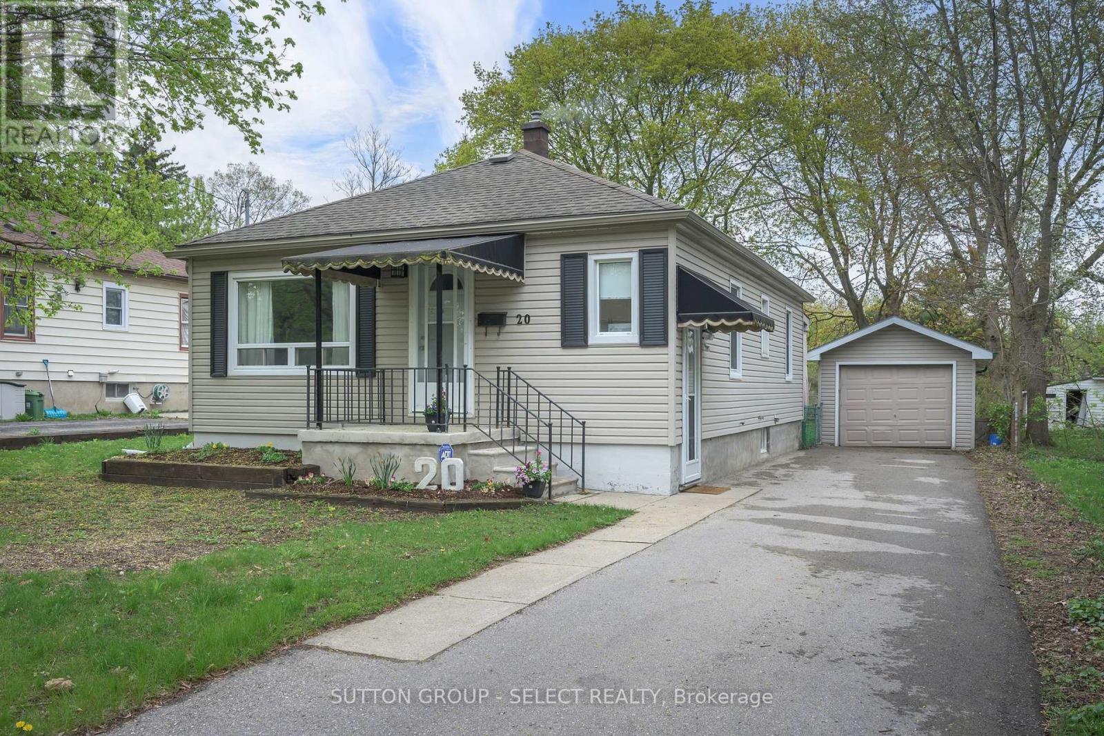 20 Coventry Avenue, London East, Ontario  N5W 1C3 - Photo 3 - X13077876