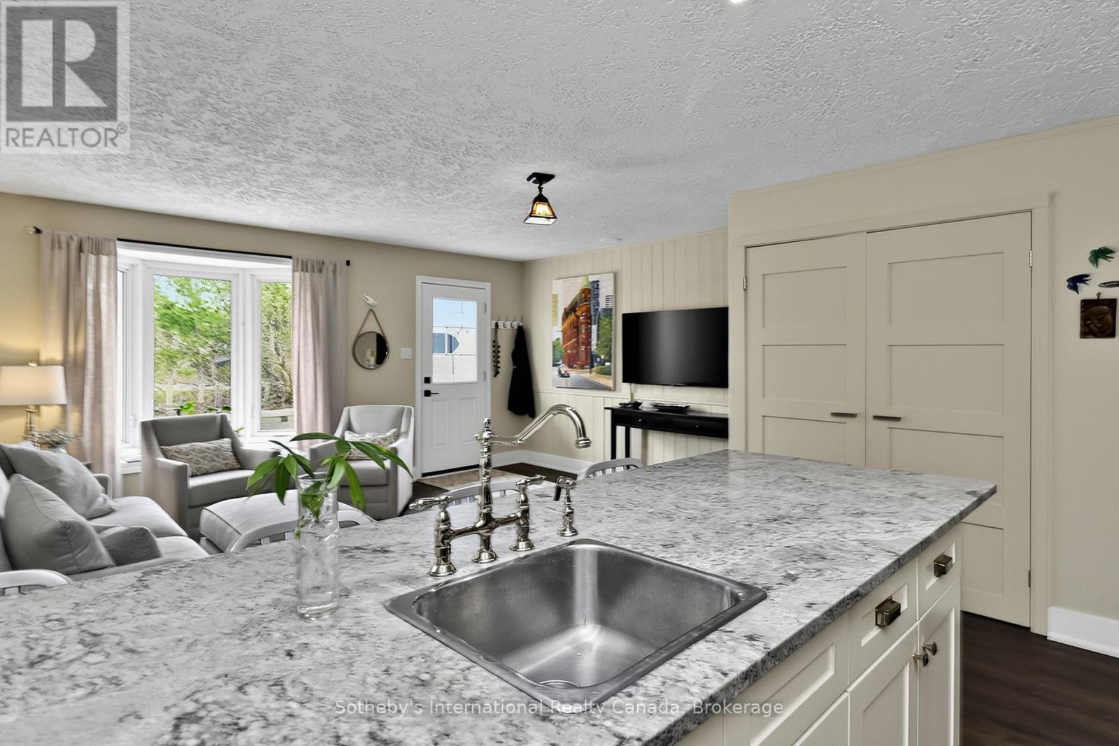 10 - 139 Lakeshore Road E, Blue Mountains, Ontario  L9Y 9V1 - Photo 10 - X13078084