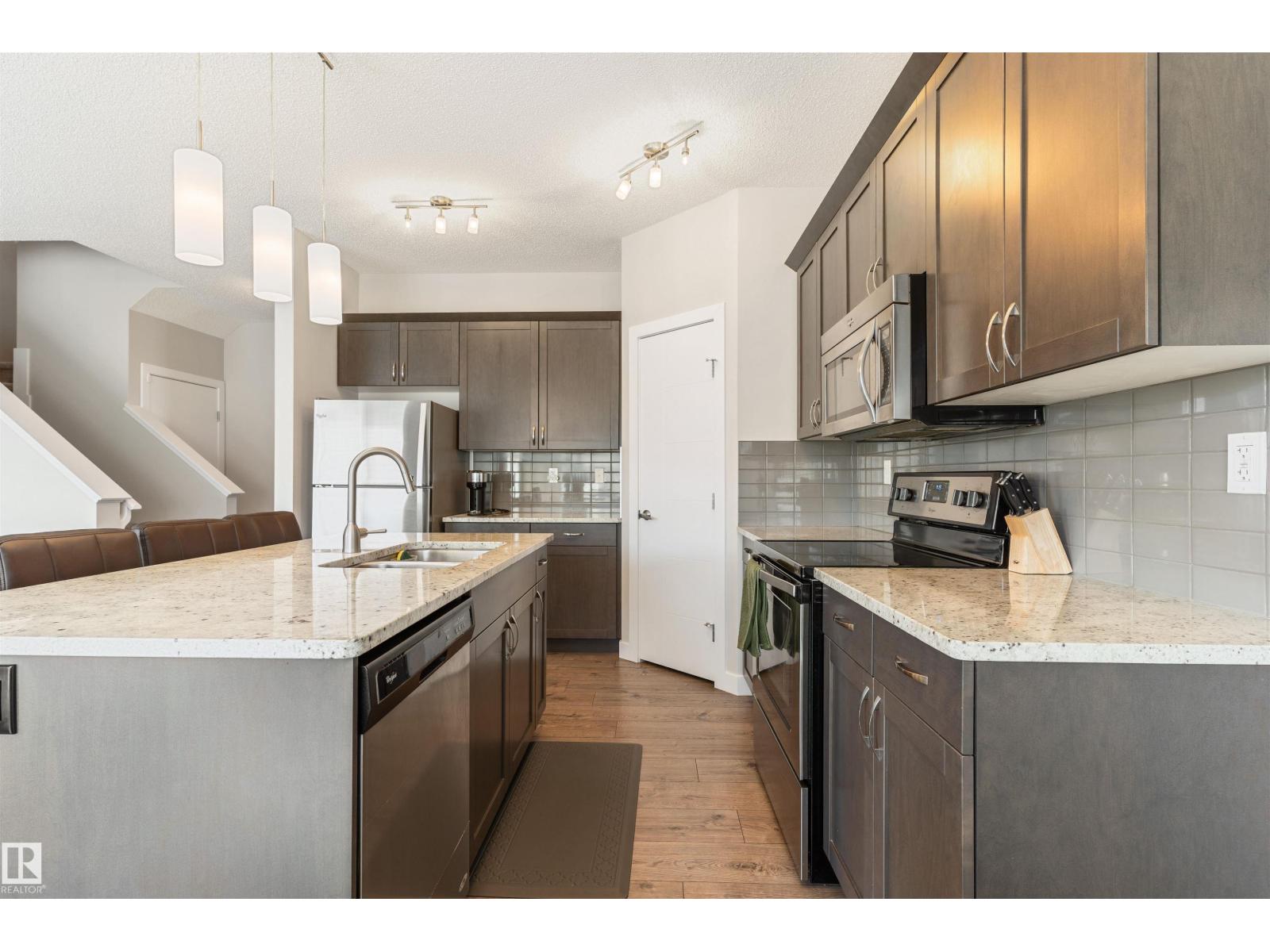 8011 Evans Cr Nw, Edmonton, Alberta  T6M 0T7 - Photo 10 - E4485572