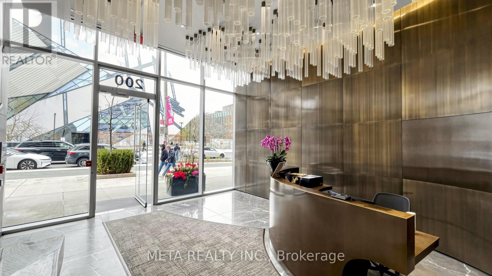 2502 - 200 Bloor Street W, Toronto, Ontario  M5S 1T8 - Photo 3 - C13077770