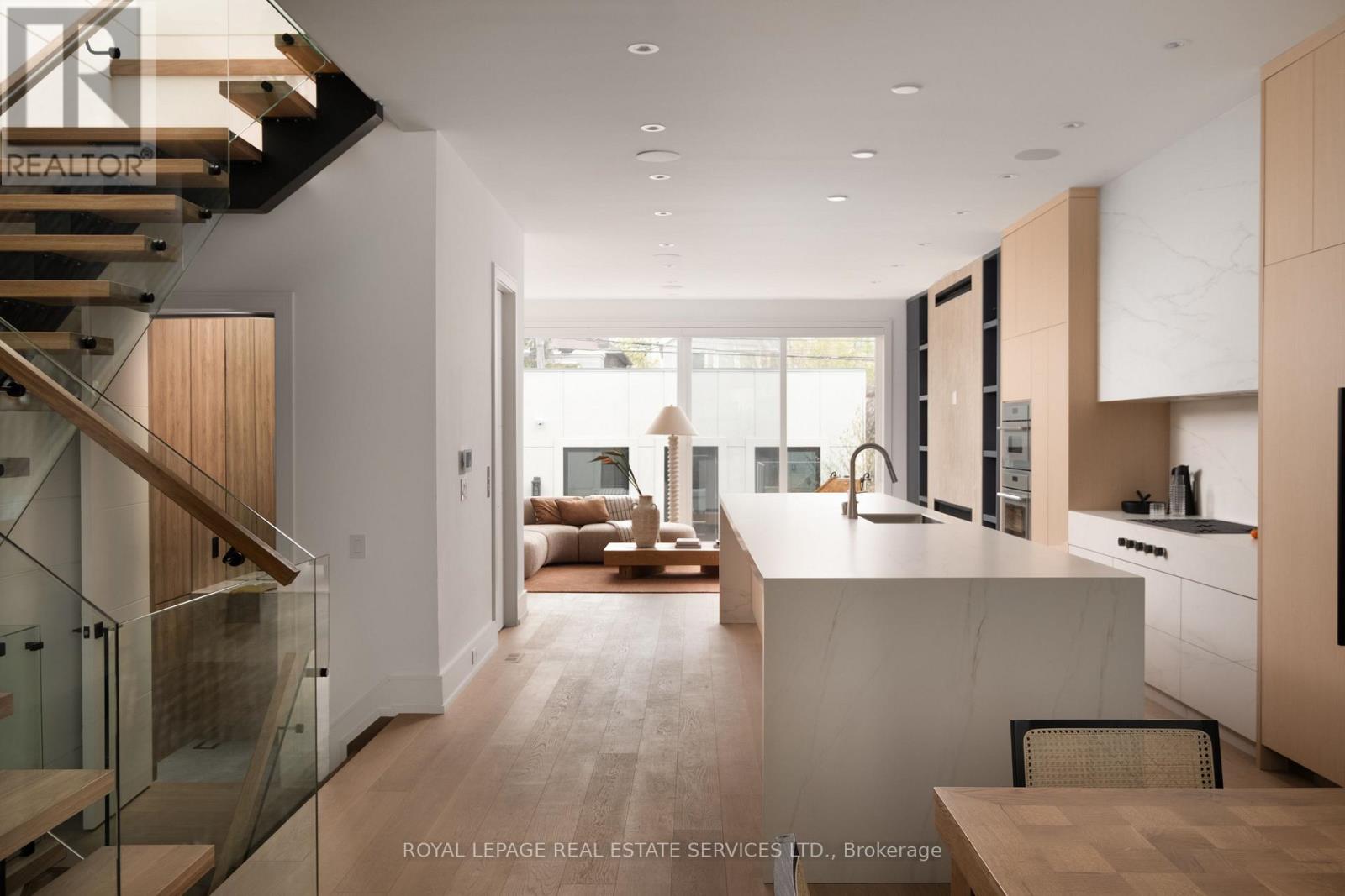 237 Bedford Park Avenue, Toronto, Ontario  M5M 1J4 - Photo 12 - C13077886