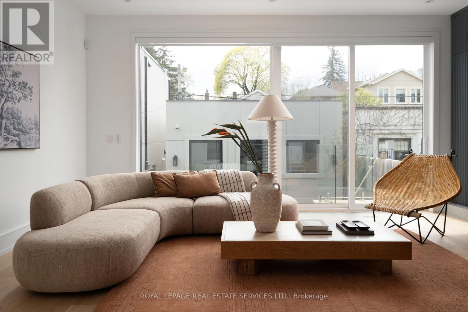 237 Bedford Park Avenue, Toronto, Ontario  M5M 1J4 - Photo 4 - C13077886