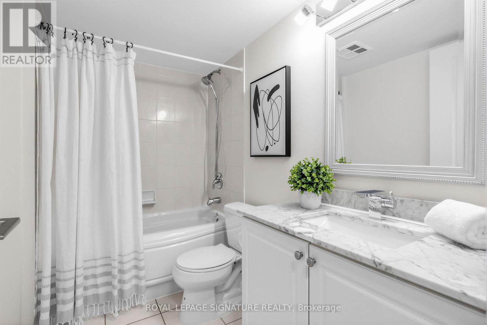 3302 - 4978 Yonge Street, Toronto, Ontario  M2N 7G8 - Photo 16 - C13077912