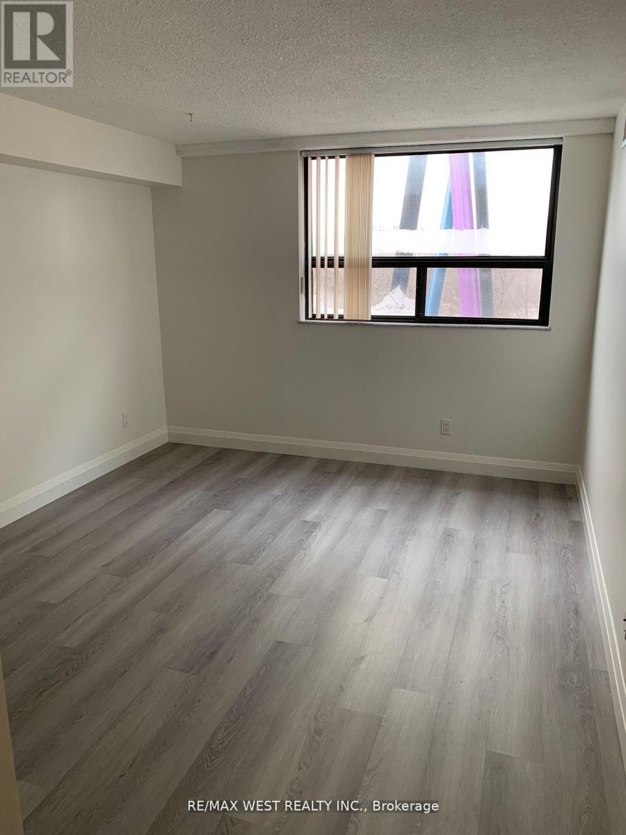 630 - 73 Mccaul Street, Toronto, Ontario  M5T 2X2 - Photo 12 - C13077938