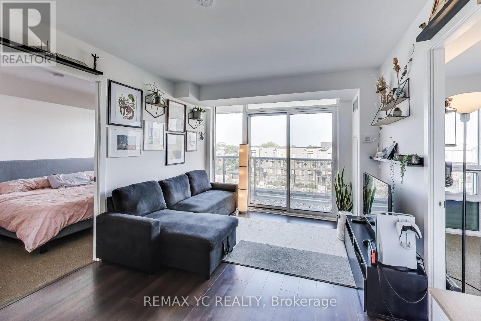 520 - 120 Varna Drive, Toronto, Ontario  M6A 0B3 - Photo 2 - C13078098