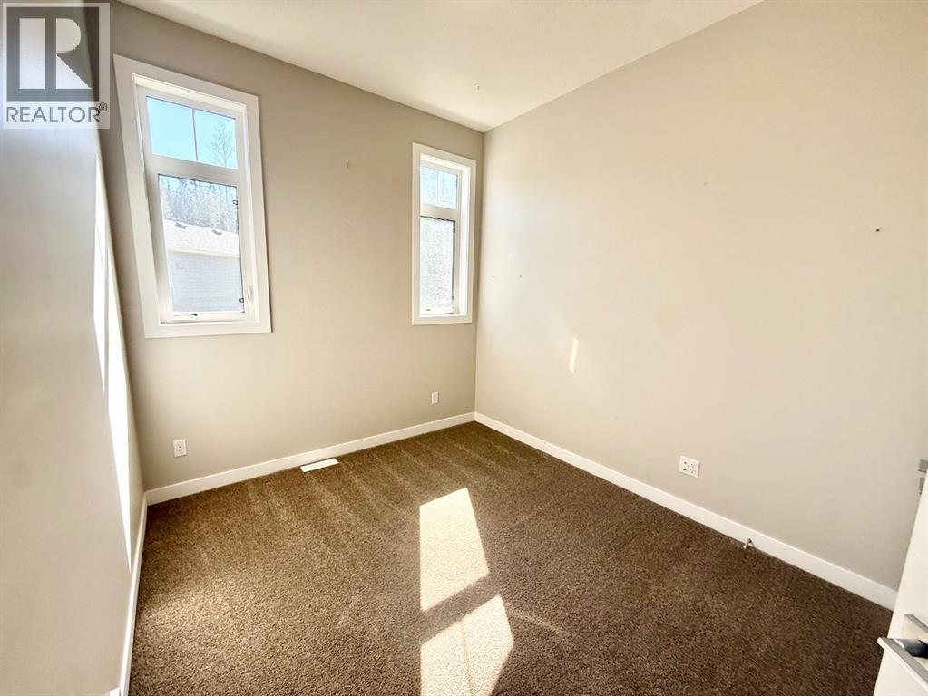 128 Berry Place, Hinton, Alberta  T7V 0C1 - Photo 16 - A2301336