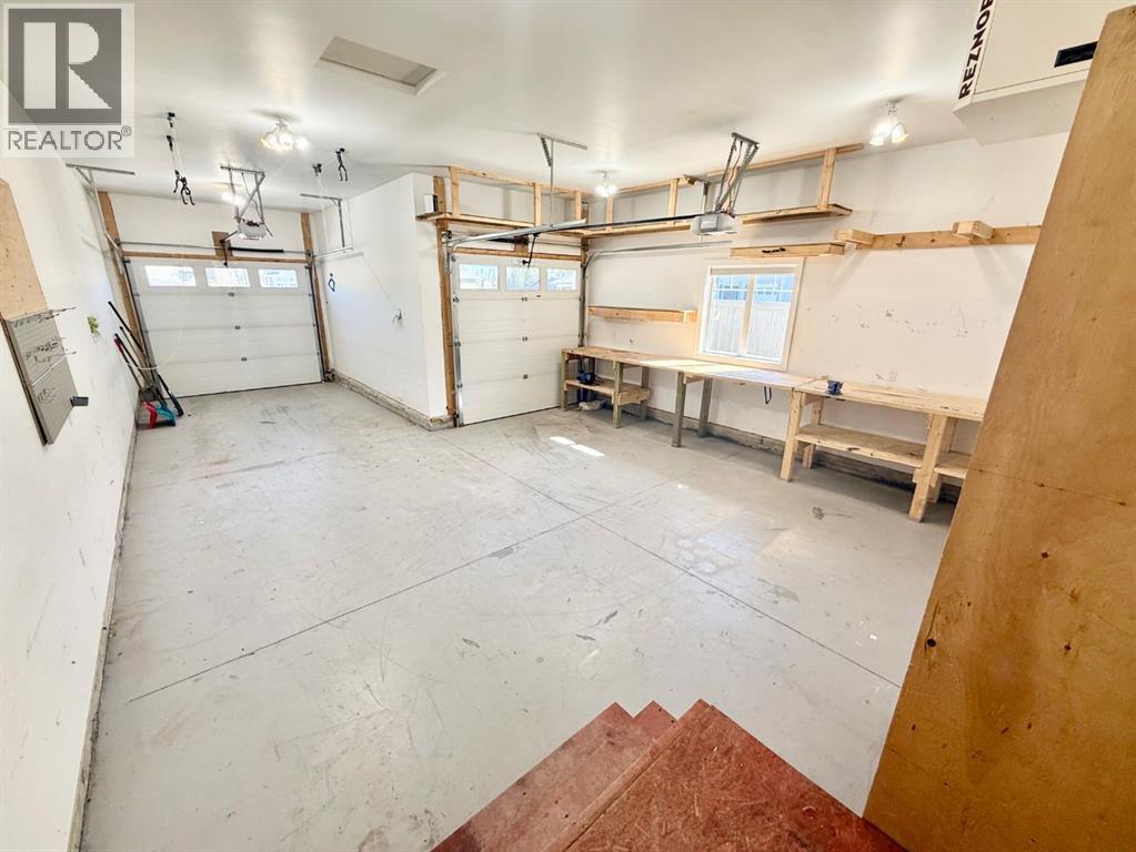 128 Berry Place, Hinton, Alberta  T7V 0C1 - Photo 20 - A2301336