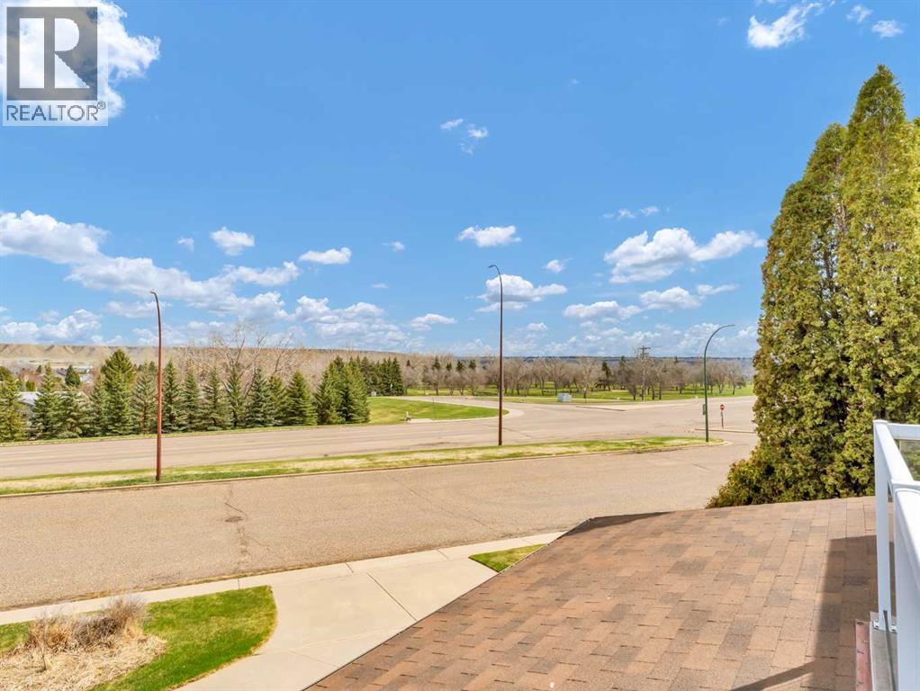 1248 Parkview Drive Ne, Medicine Hat, Alberta  T1C 1N9 - Photo 30 - A2305241