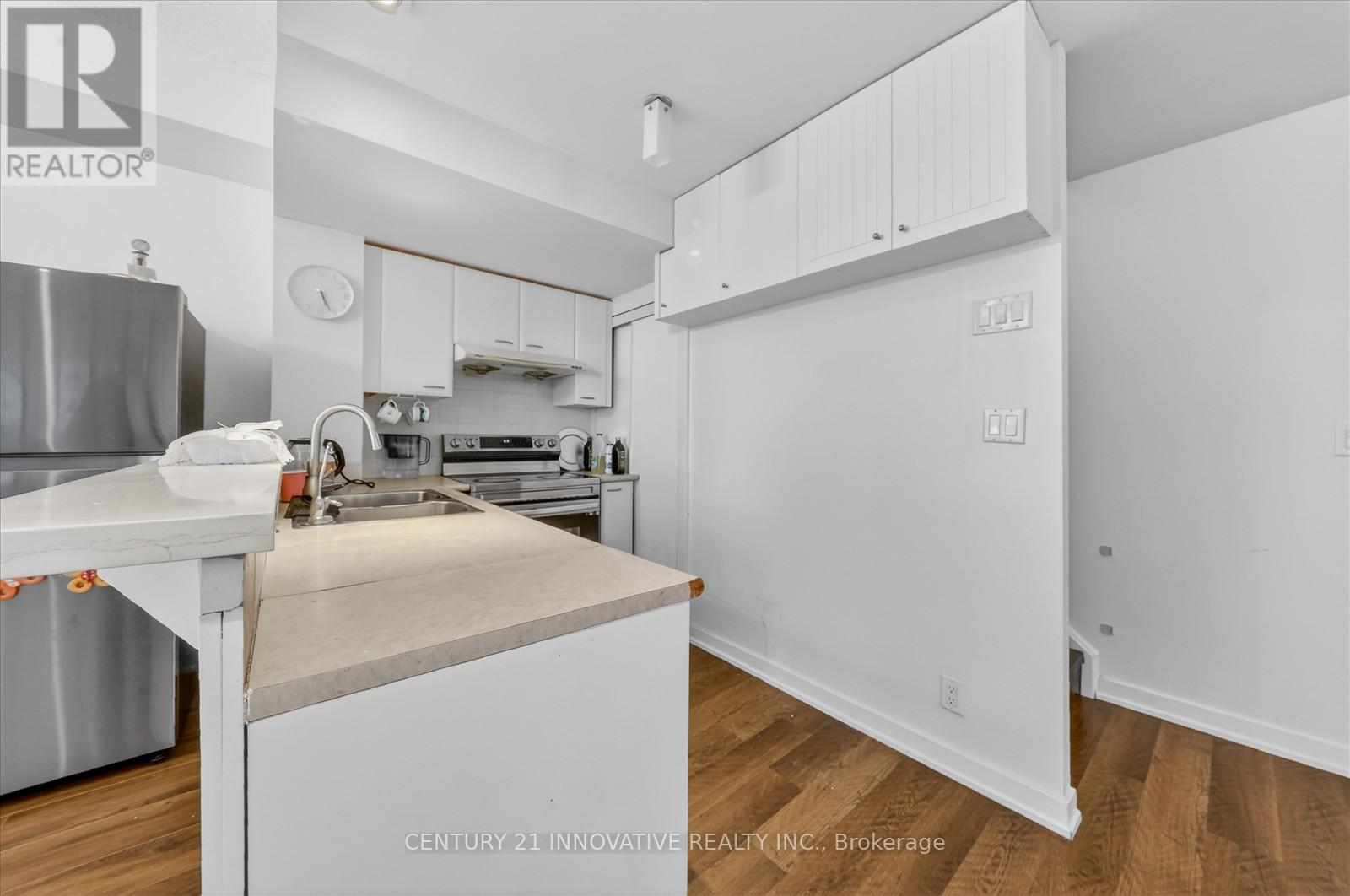 Th307 - 36 Lee Centre Drive, Toronto, Ontario  M1H 3J1 - Photo 12 - E13077760