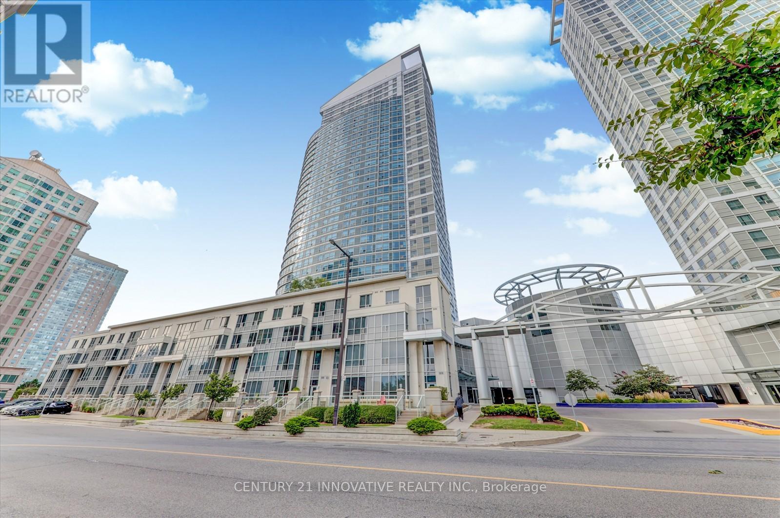 Th307 - 36 Lee Centre Drive, Toronto, Ontario  M1H 3J1 - Photo 2 - E13077760