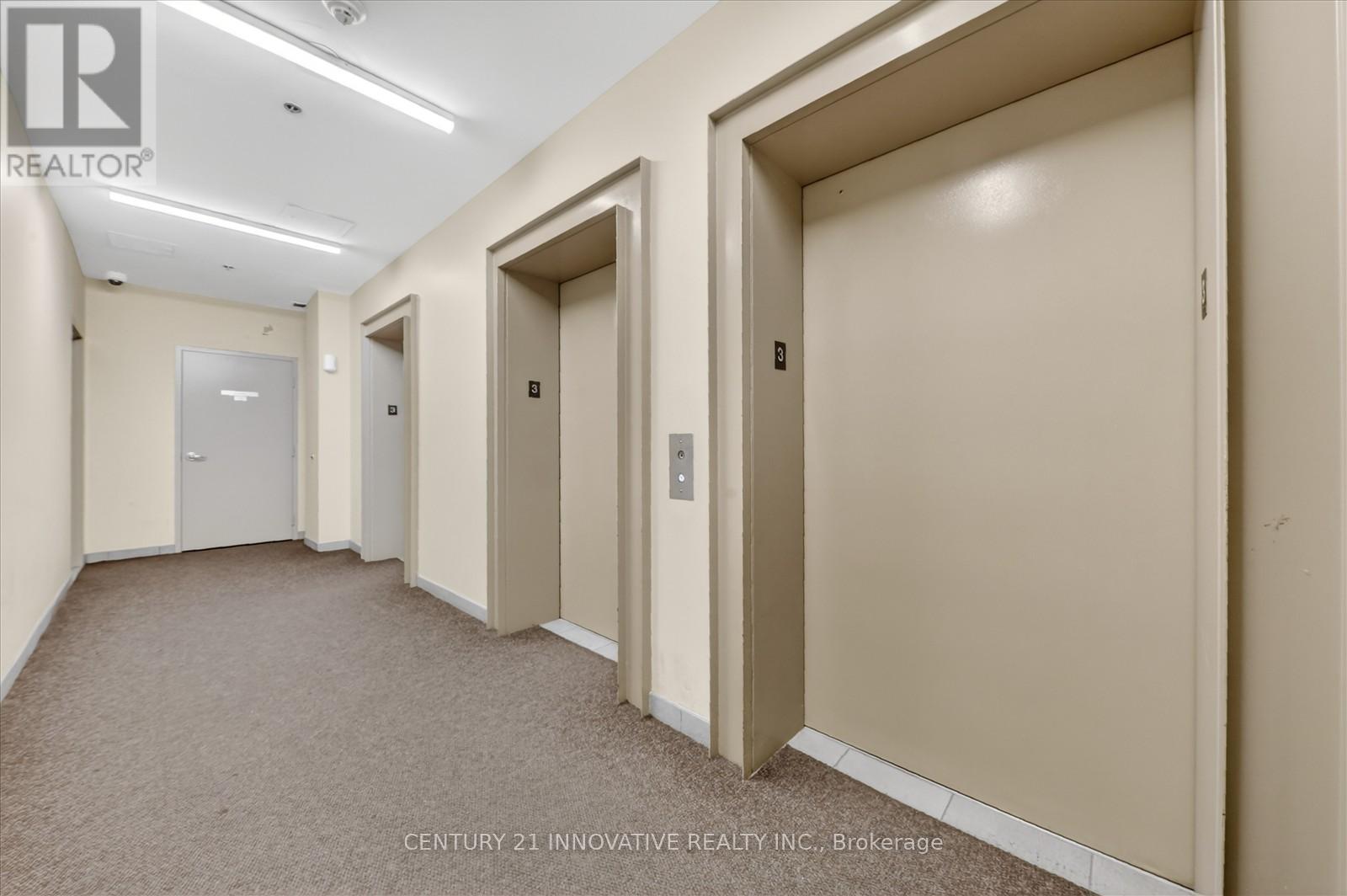 Th307 - 36 Lee Centre Drive, Toronto, Ontario  M1H 3J1 - Photo 7 - E13077760