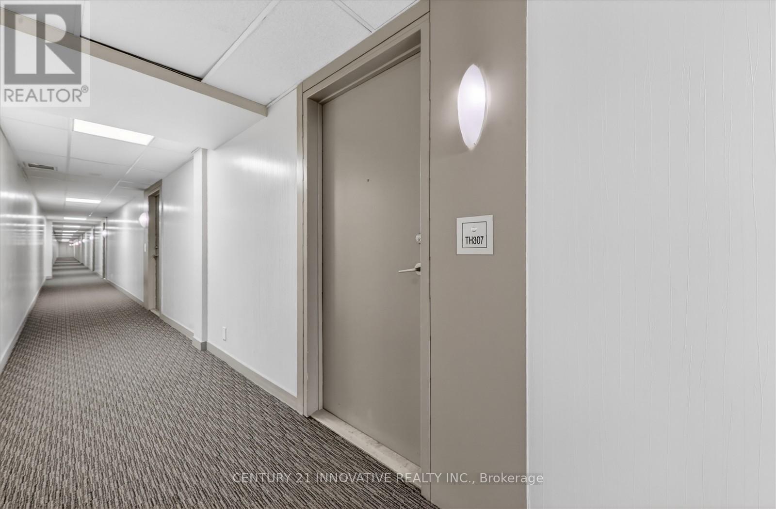 Th307 - 36 Lee Centre Drive, Toronto, Ontario  M1H 3J1 - Photo 8 - E13077760