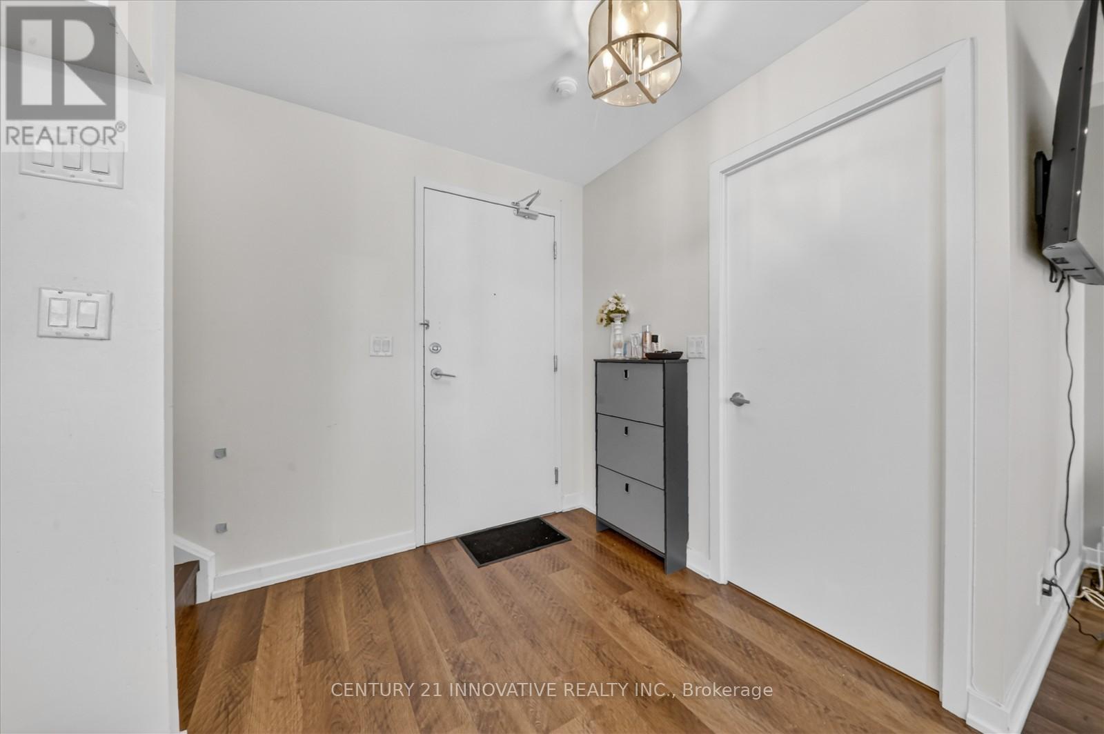 Th307 - 36 Lee Centre Drive, Toronto, Ontario  M1H 3J1 - Photo 9 - E13077760