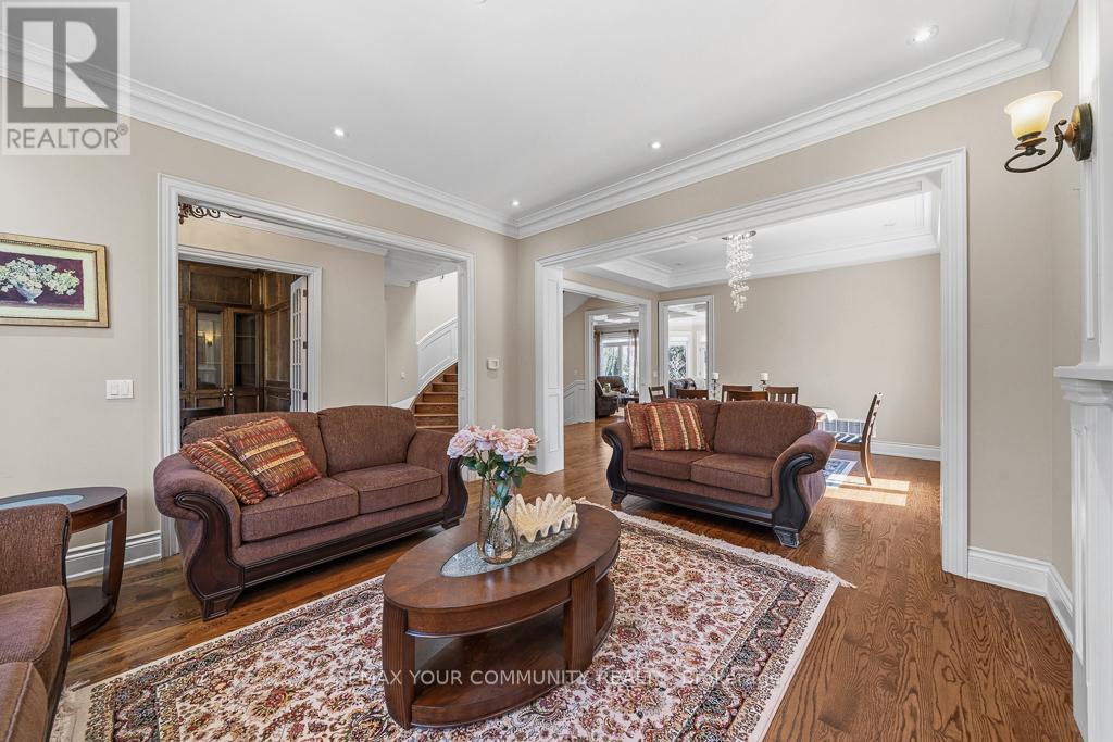 71 Newton Drive, Toronto, Ontario  M2M 2M8 - Photo 6 - C13077384