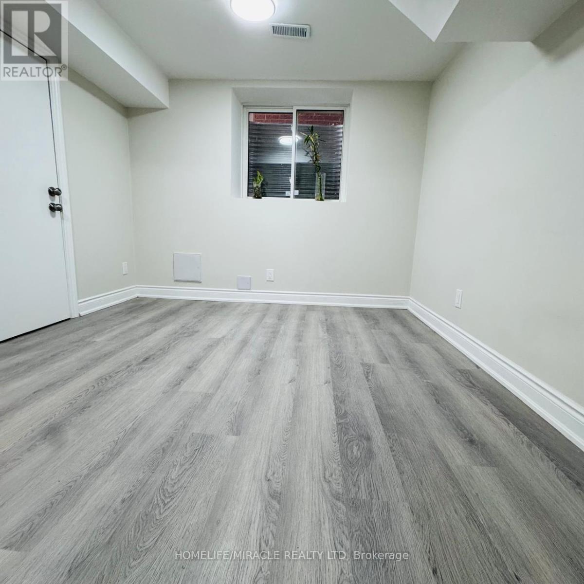 Bsmt - 4204 Perivale Road, Mississauga, Ontario  L5C 3Y5 - Photo 12 - W13030978