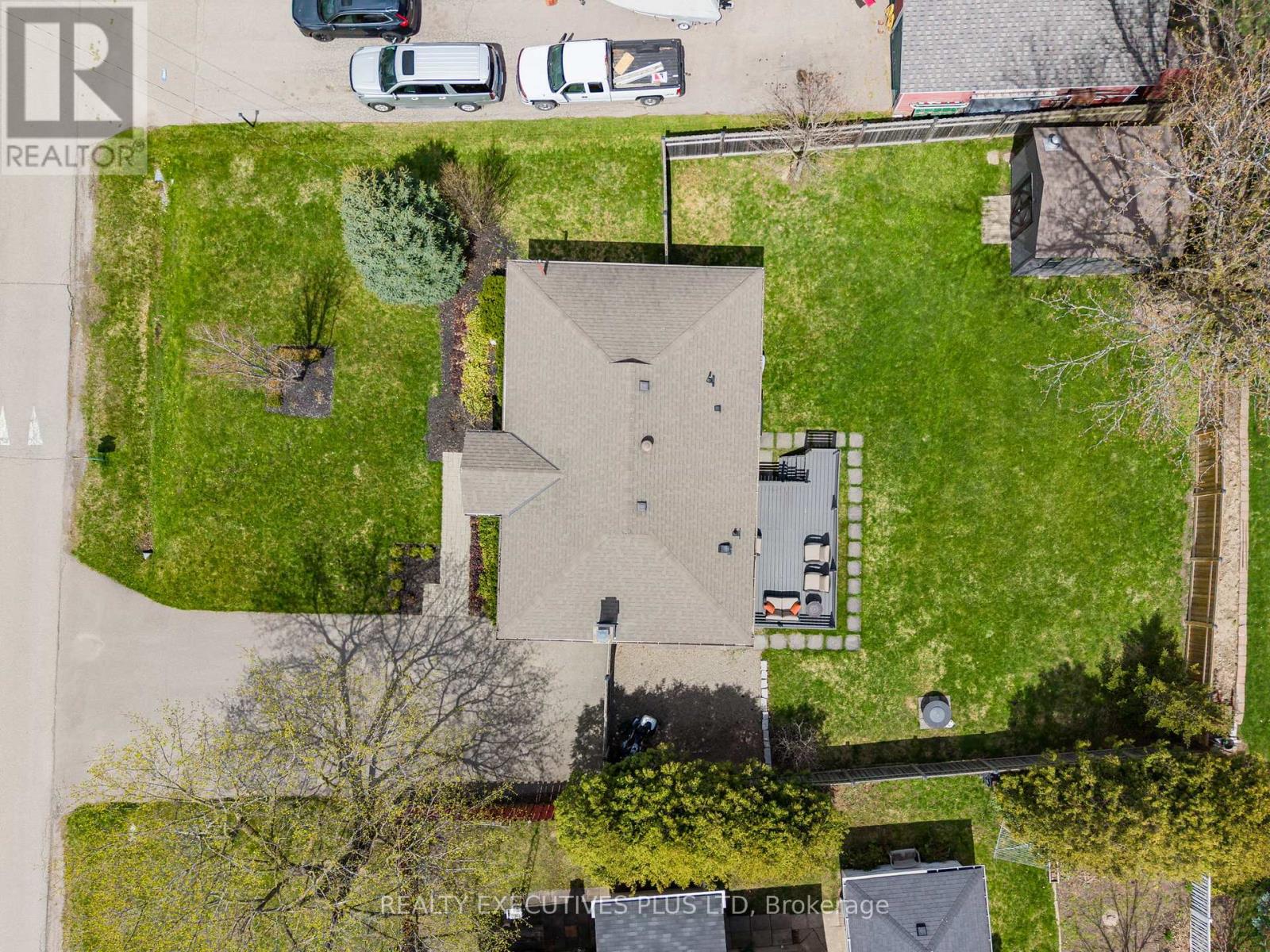 9 Hazelbury Drive, King, Ontario  L0G 1N0 - Photo 2 - N13077742