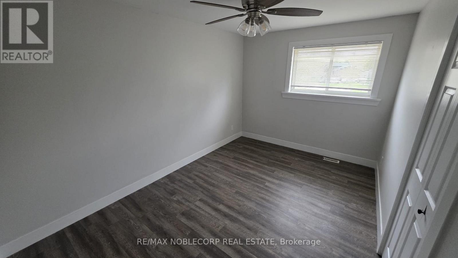 17 Larkdale Crescent, Essa, Ontario  L0M 1B0 - Photo 12 - N13077822