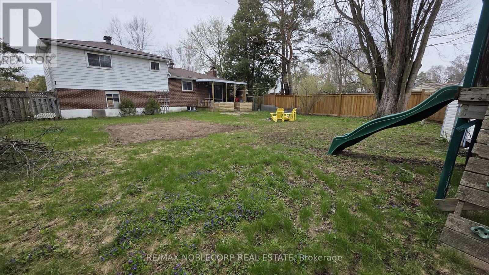 17 Larkdale Crescent, Essa, Ontario  L0M 1B0 - Photo 14 - N13077822