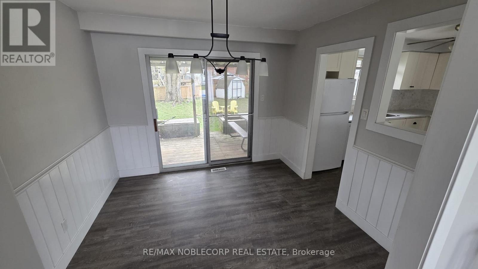 17 Larkdale Crescent, Essa, Ontario  L0M 1B0 - Photo 6 - N13077822